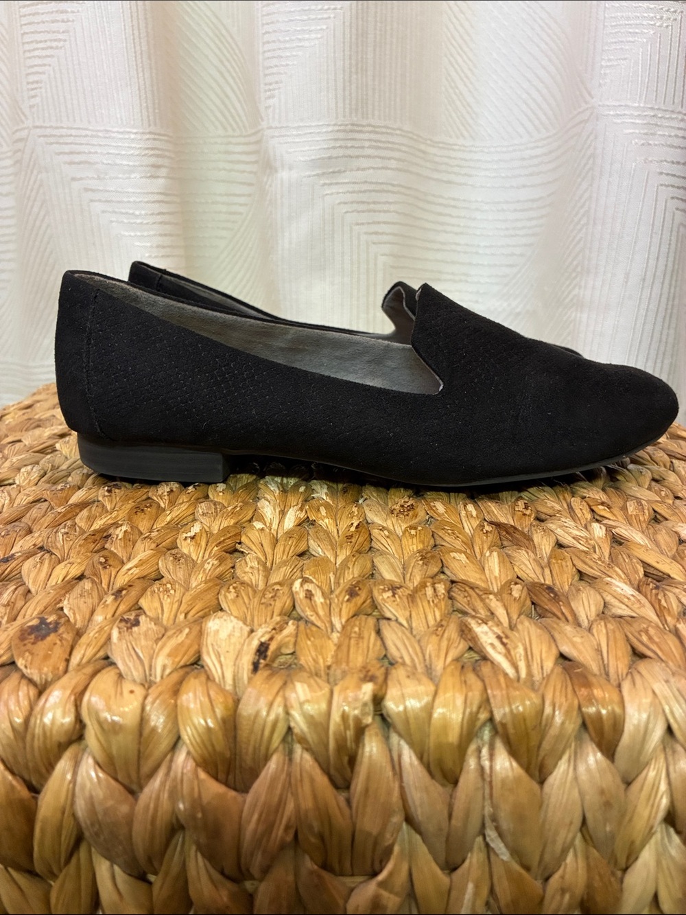 me too Black Suede Slip-On Loafers - Women's Flat Shoes